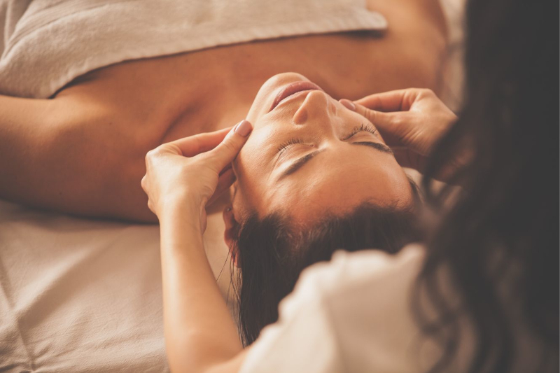 Best Massage in Algonquin at Fox River MedSpa in Algonquin, Illinois